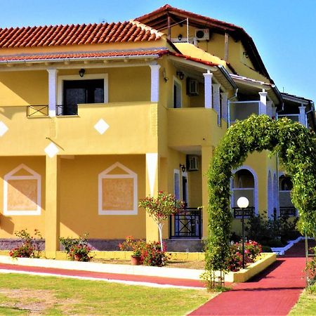 Stars Hotel (Adults Only) Агиос-Георгиос Экстерьер фото