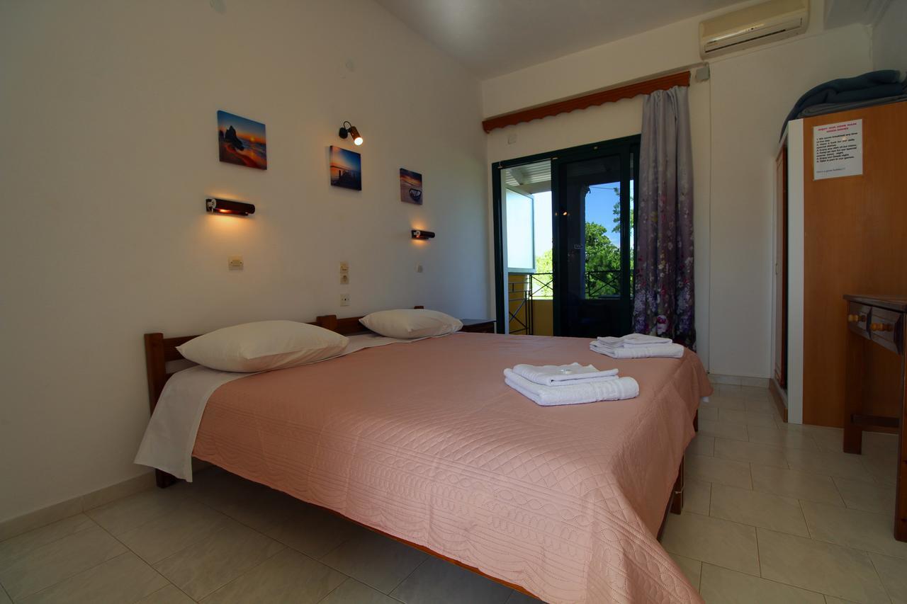 Stars Hotel (Adults Only) Агиос-Георгиос Экстерьер фото