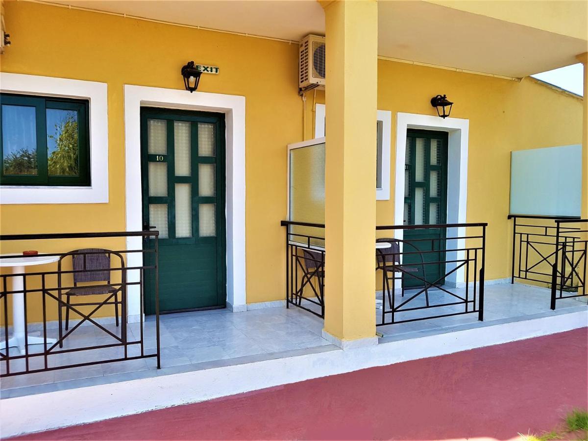 Stars Hotel (Adults Only) Агиос-Георгиос Экстерьер фото