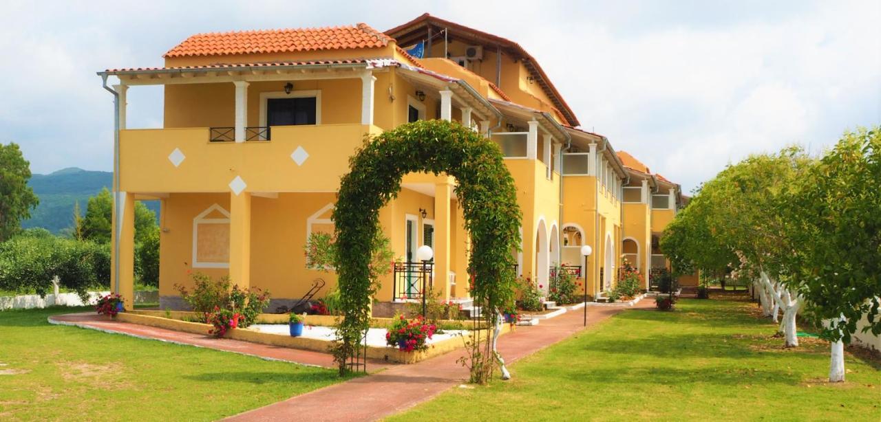 Stars Hotel (Adults Only) Агиос-Георгиос Экстерьер фото