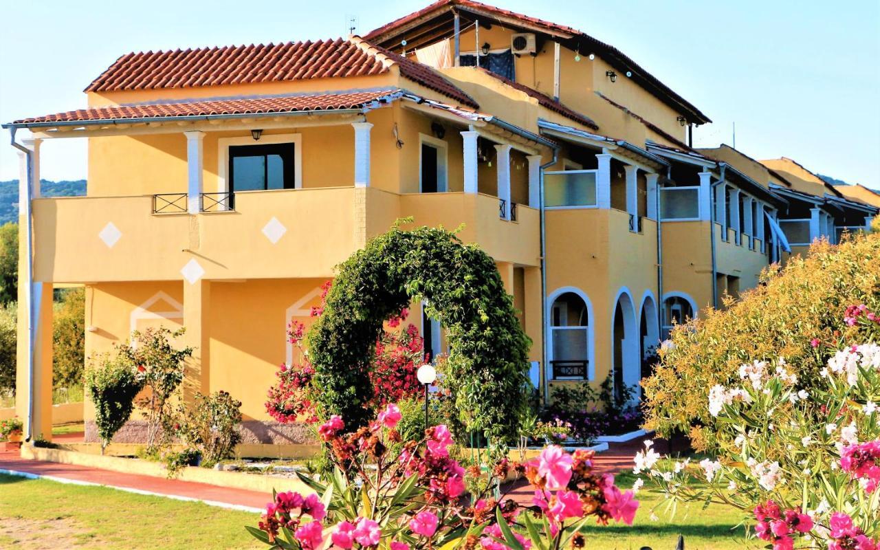 Stars Hotel (Adults Only) Агиос-Георгиос Экстерьер фото