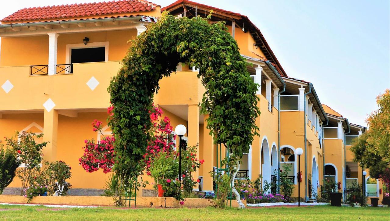 Stars Hotel (Adults Only) Агиос-Георгиос Экстерьер фото